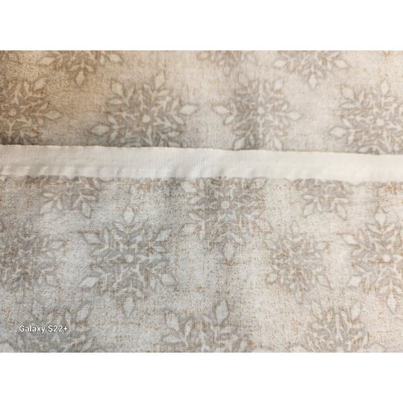Winter Snowflake Pattern Fabric For Quilting & Crafts half yard - Picture 5 of 10
